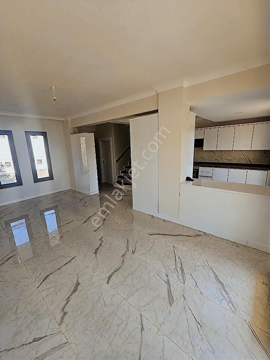 Karaağaç'da Denize 150 M | Havuzlu 3+1 Villa | Artur Yanı - Görsel 9