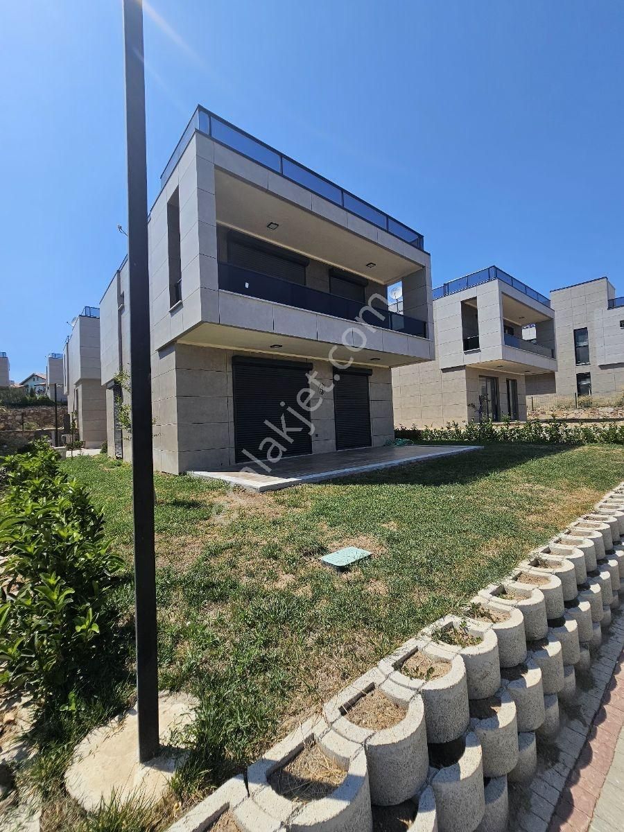 Onmax Karaağaç 'da Ultra Lüks Havuzlu Villa - Görsel 12