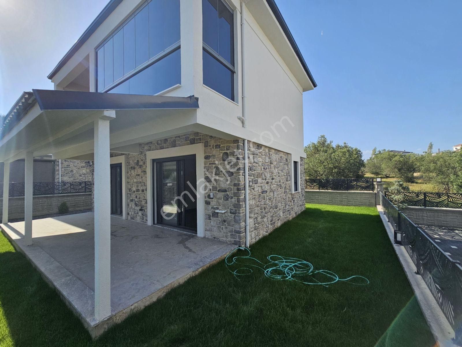 Onmax Karaağaç'ta Tam Müstakil 3+1 Satılık Villa - Görsel 7