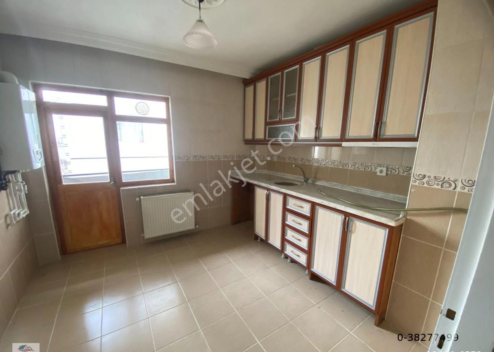 Elvan Mah. Kiralık 3.kat 135 M2 Kiralık 3+1 Daire - Görsel 25
