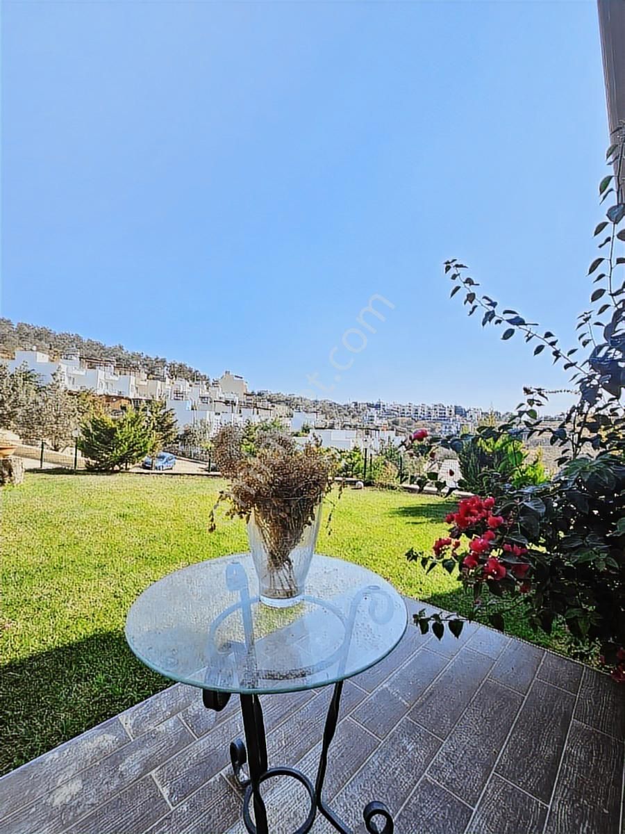 Pelitköy'de 5+2 Ultra Lüks Tripleks Villa - Görsel 18