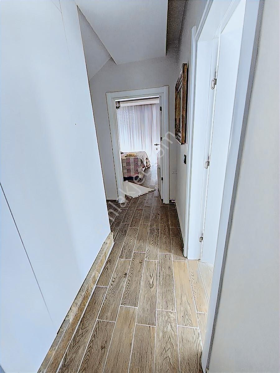 Pelitköy'de 5+2 Ultra Lüks Tripleks Villa - Görsel 17