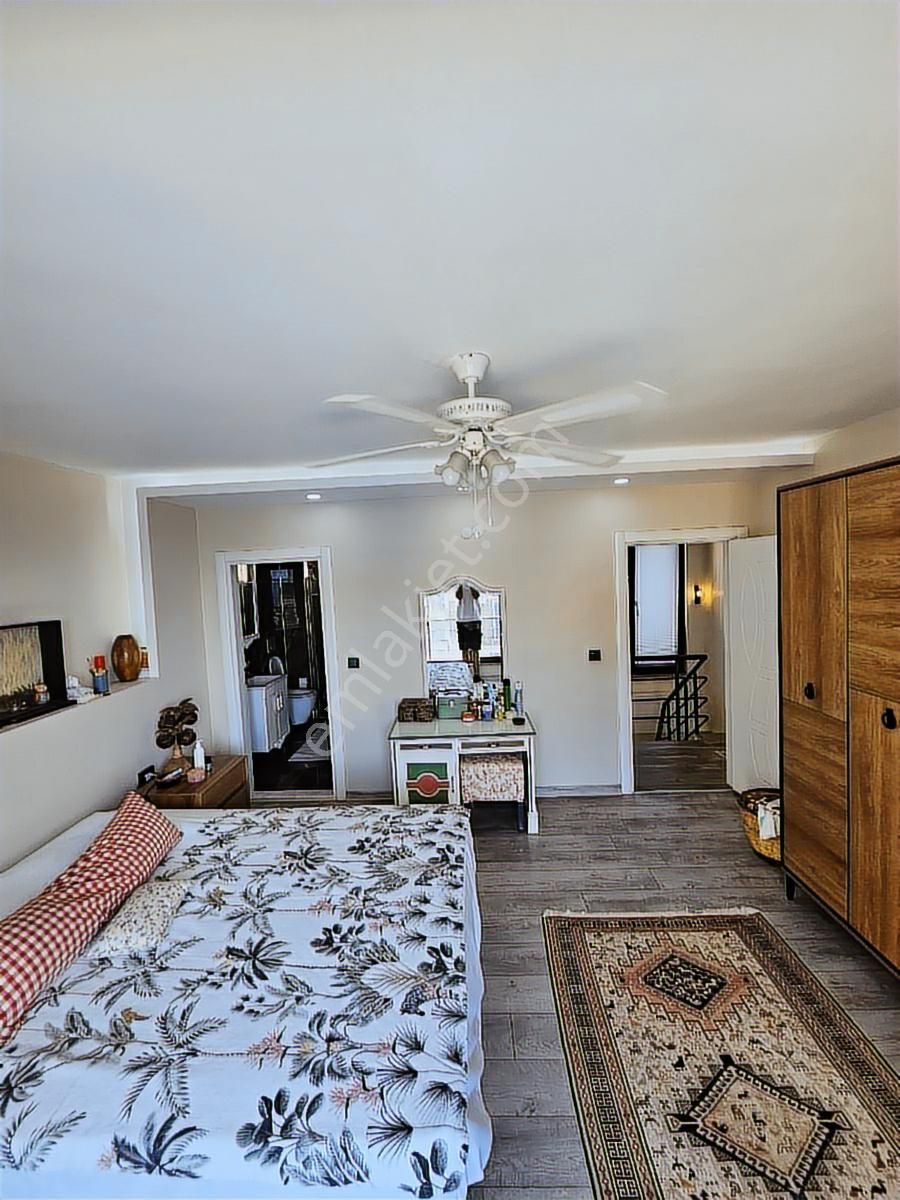 Pelitköy'de 5+2 Ultra Lüks Tripleks Villa - Görsel 27