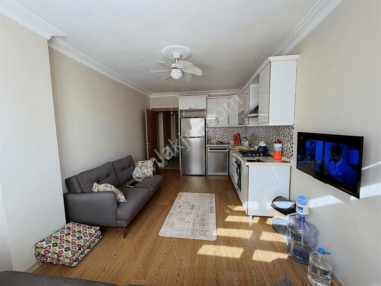 Onmax Öğretmenler'de Satılık 1+1 60 M2 Denize Yakın Daire - Görsel 9