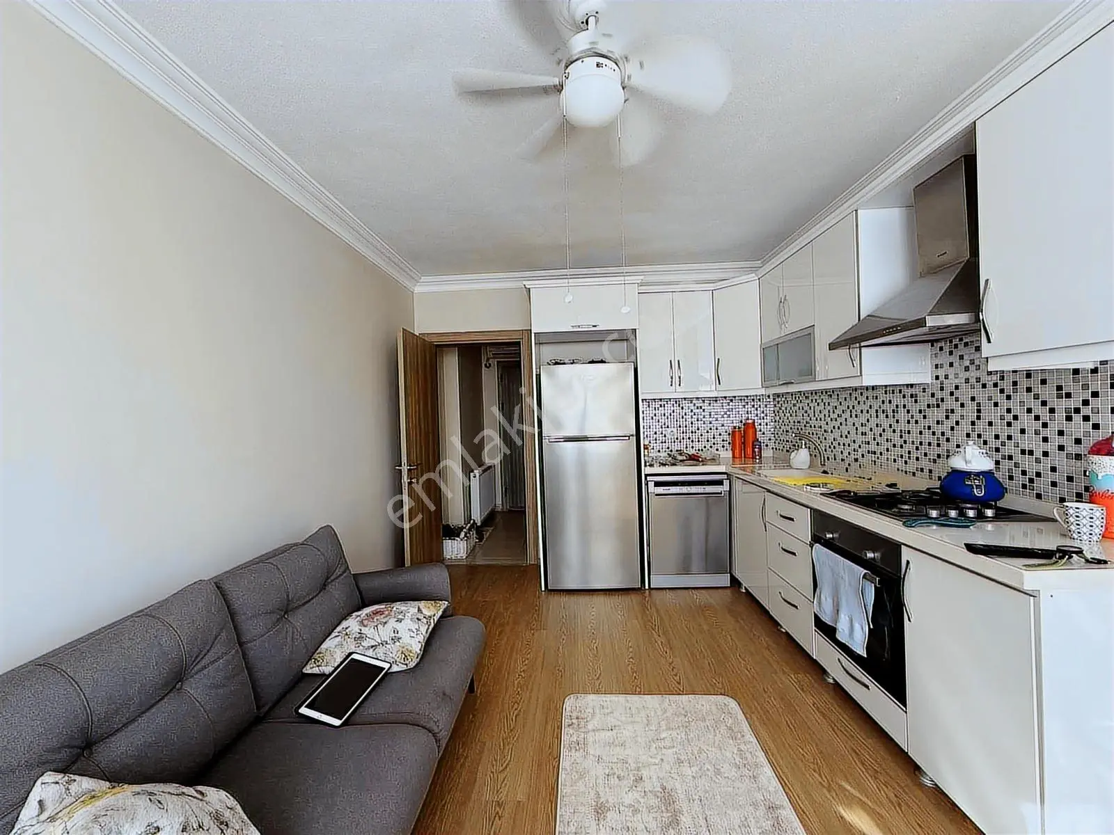 Onmax Öğretmenler'de Satılık 1+1 60 M2 Denize Yakın Daire - Görsel 4