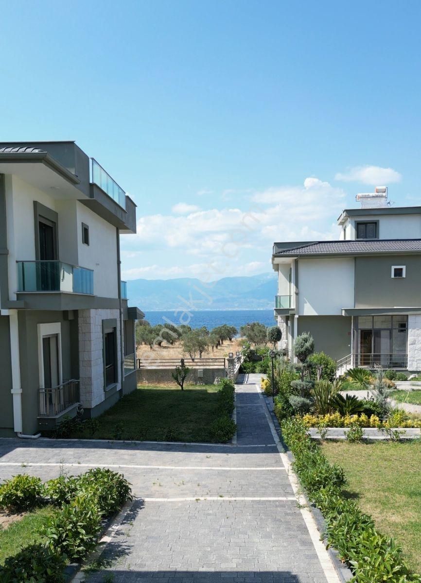 Deniz, Doğa Ve Şehir Avantajını Tek Çatıda Buluşturan 5+1 Villa - Görsel 31