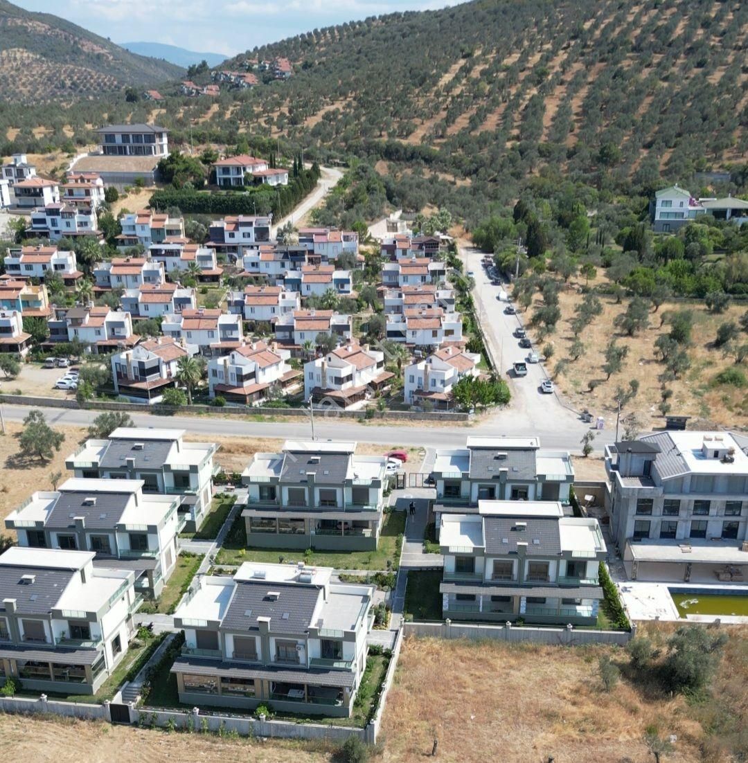Deniz, Doğa Ve Şehir Avantajını Tek Çatıda Buluşturan 5+1 Villa - Görsel 35