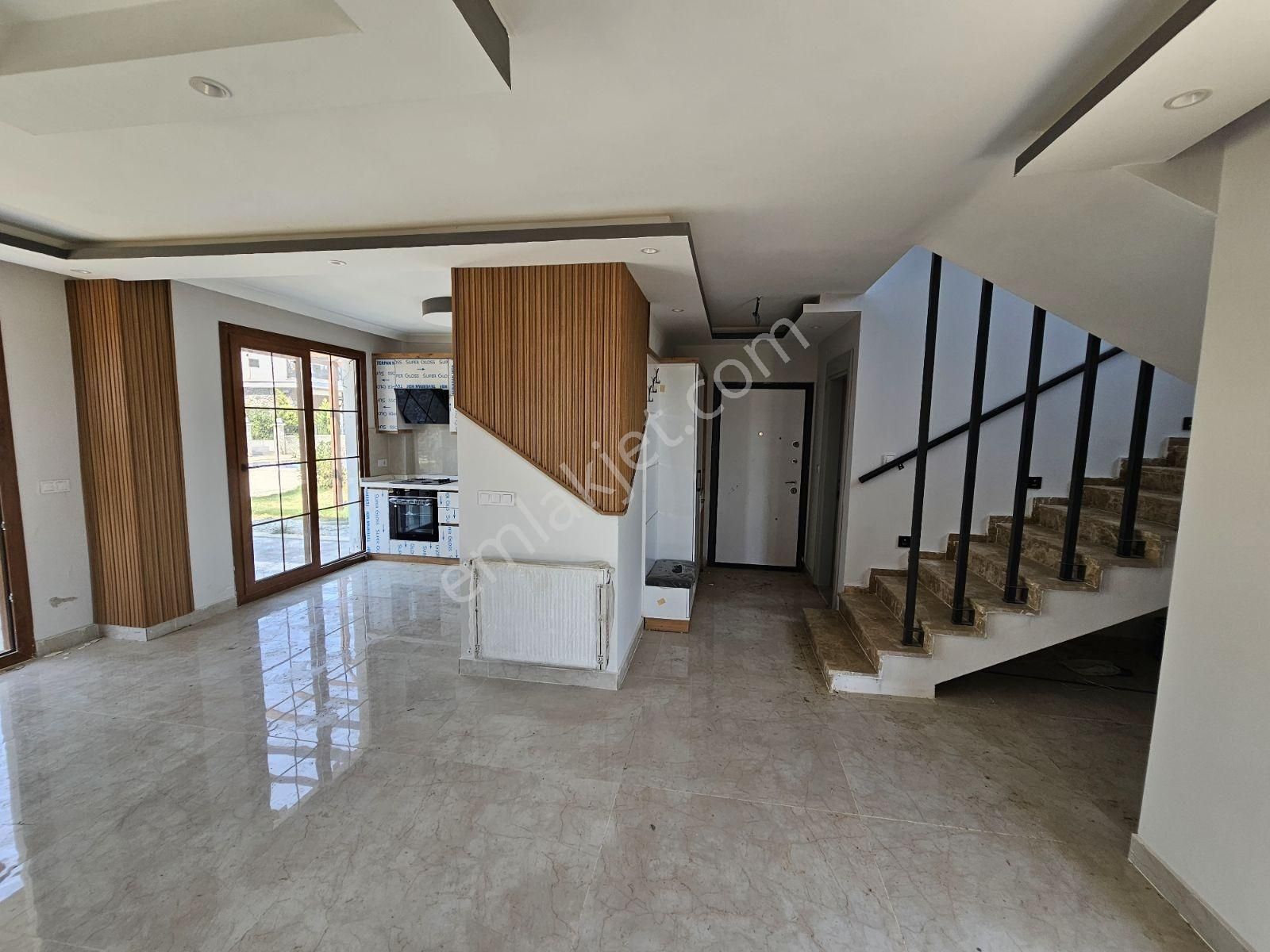 Onmax Karaağaç'ta Denize Yakın,havuzlu Lüks 3+1 Villa - Görsel 32