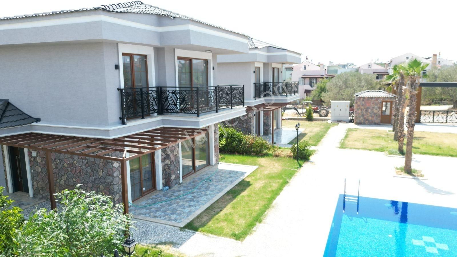 Onmax Karaağaç'ta Denize Yakın,havuzlu Lüks 3+1 Villa - Görsel 4