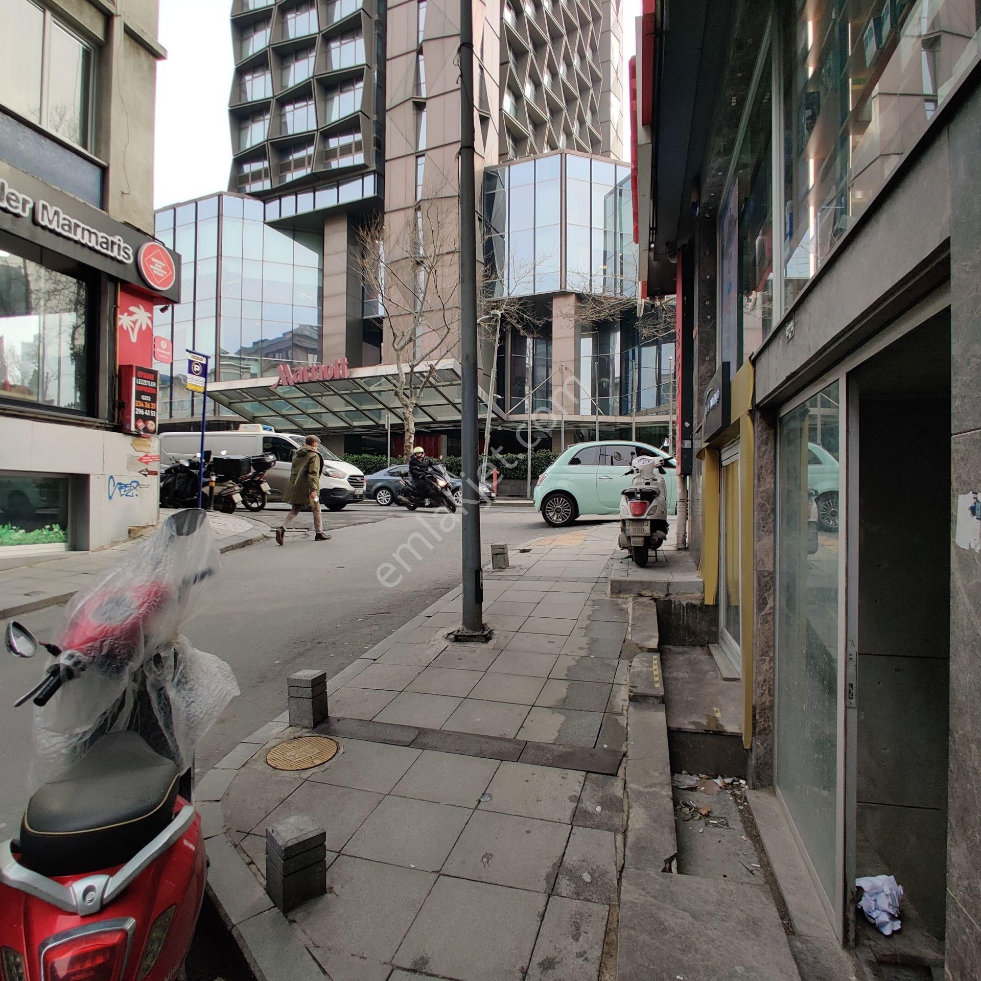 Şişli | Abide-i Hürriyete 5m Mesafede, Satılık 17m2 Dükkan - Görsel 4