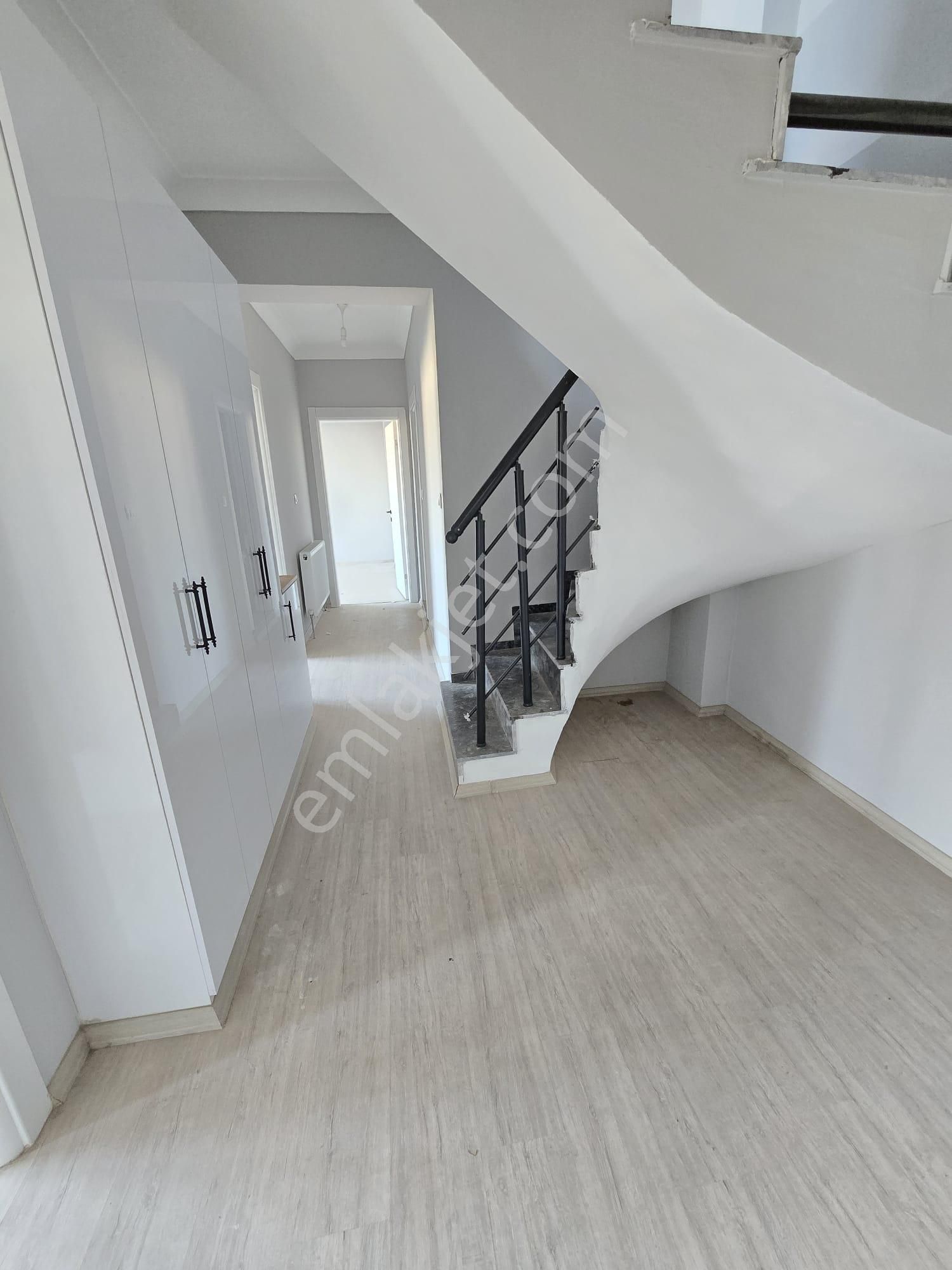 Satılık Acısuda 3+1 140 M2 Doğalgazlı Kombili 2 Yıllık Dubleks - Görsel 21