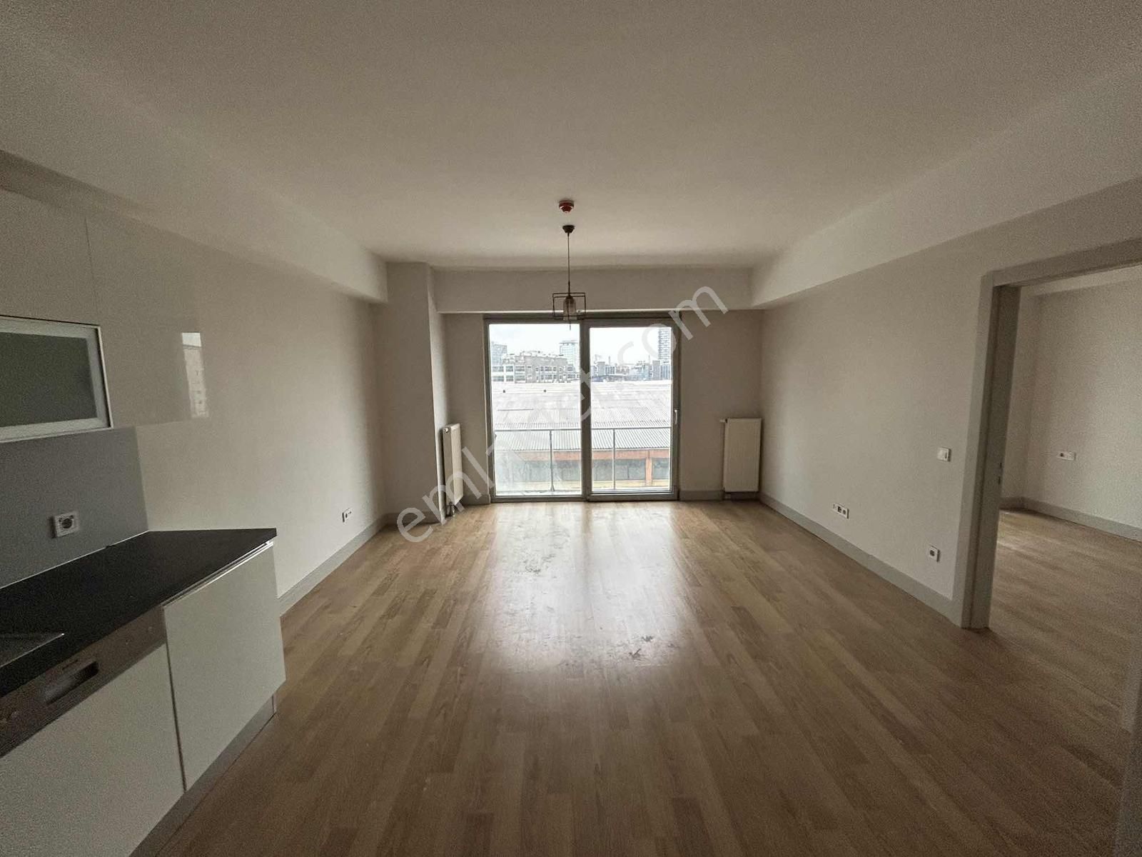 Suryapı Corridor Da Kiralık 1+1 71m2 Daire Güneşli - Görsel 20