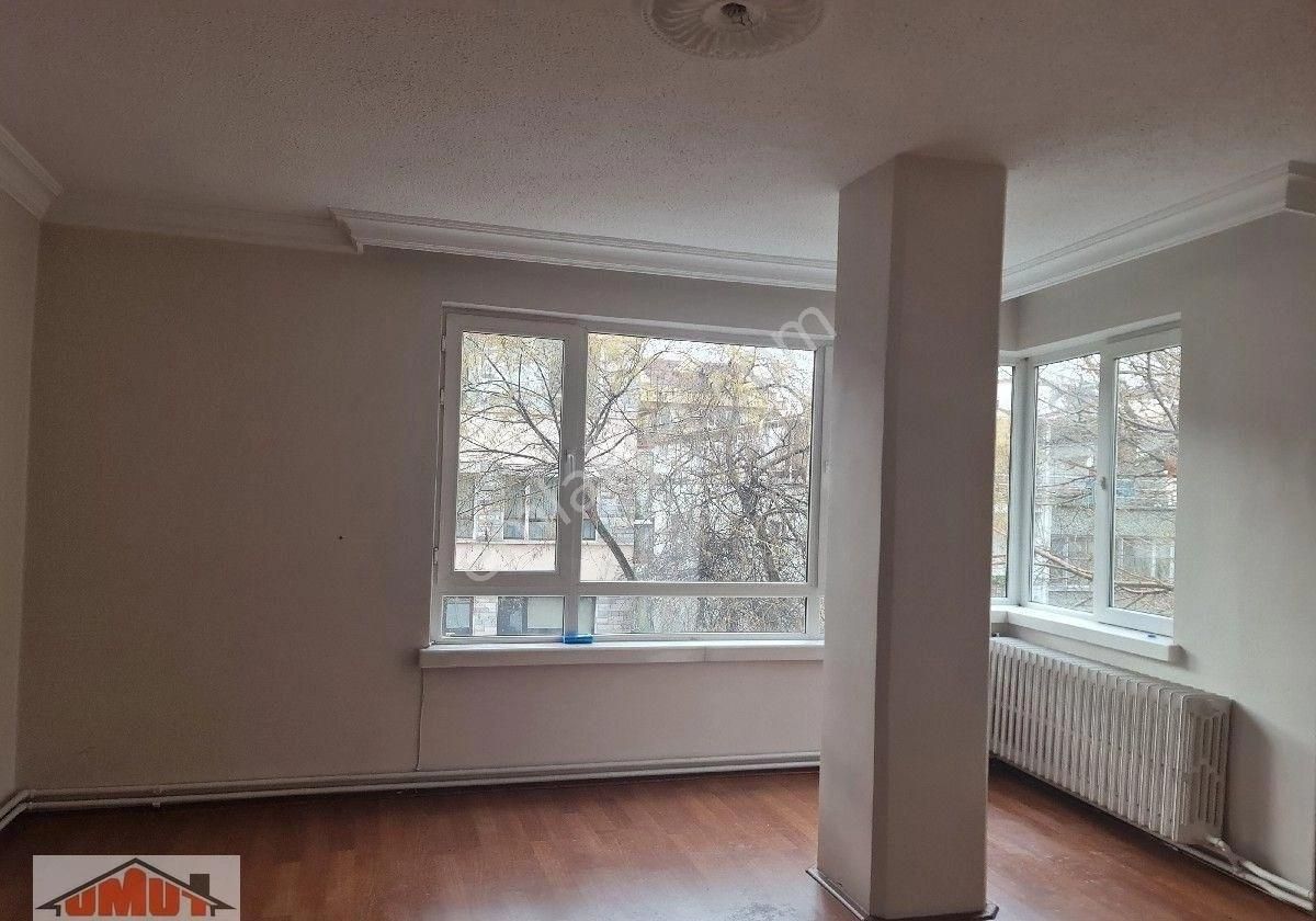 Muhteşem Lokasyon Ara Kat Ön Cephe 3+1 Kombili - Görsel 3