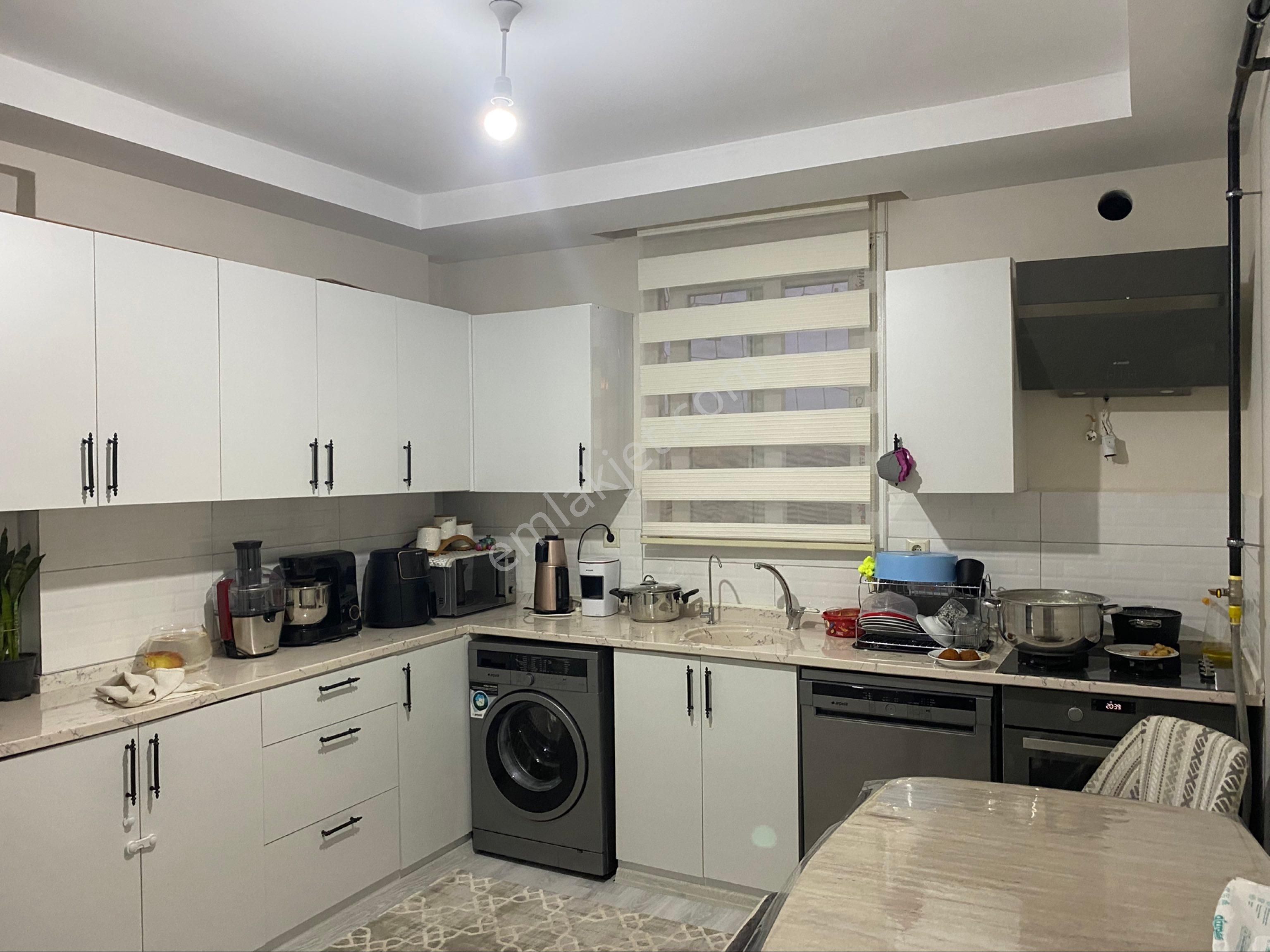 Osmangazide 3+1 Kapalı Mutfak Daire