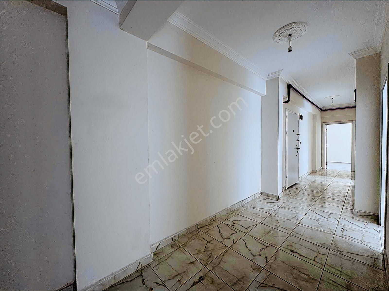 3+1 110m2 Net İskeleye Çok Yakın Araç Takası Uygunluğ . - Görsel 3