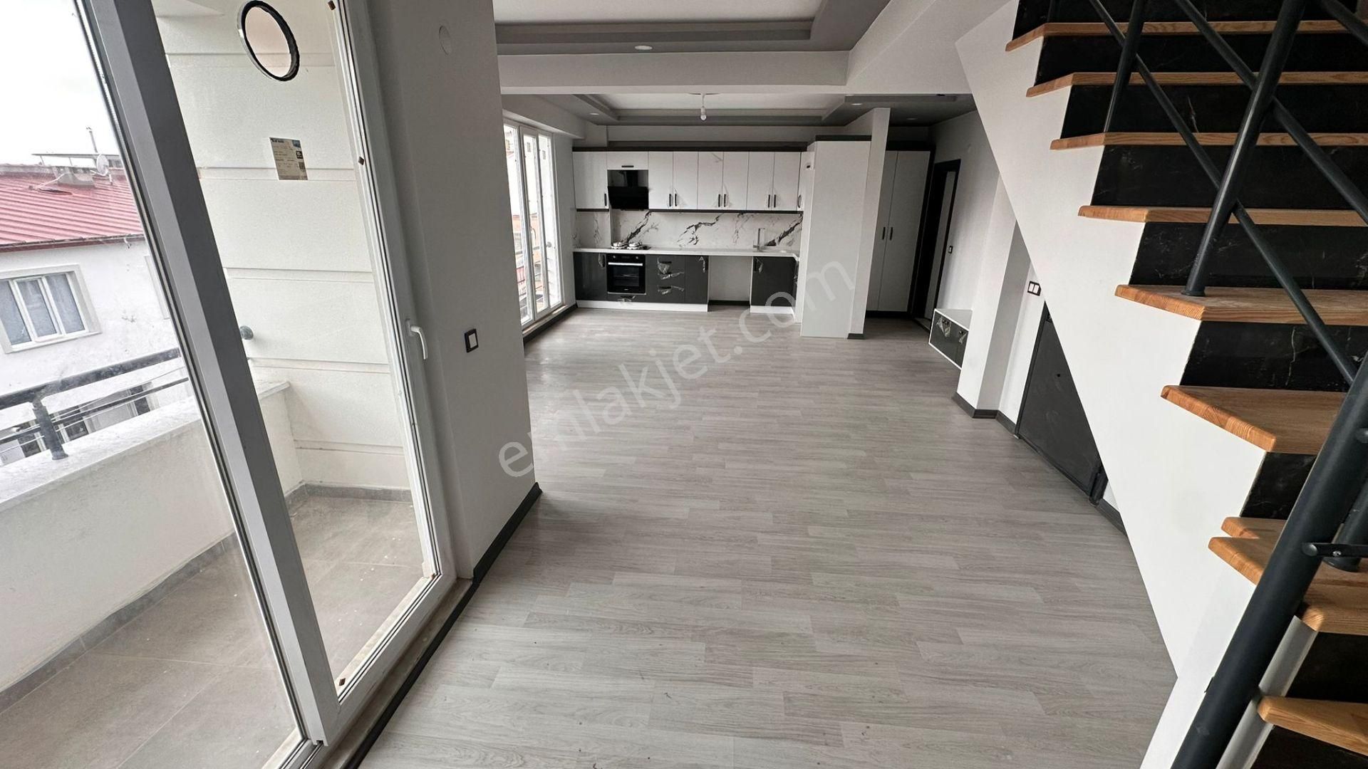 Parstan Tuzcumuratta Sıfır Doğalgazlı Asansörlü Lüks 3+1 Dubleks - Görsel 7