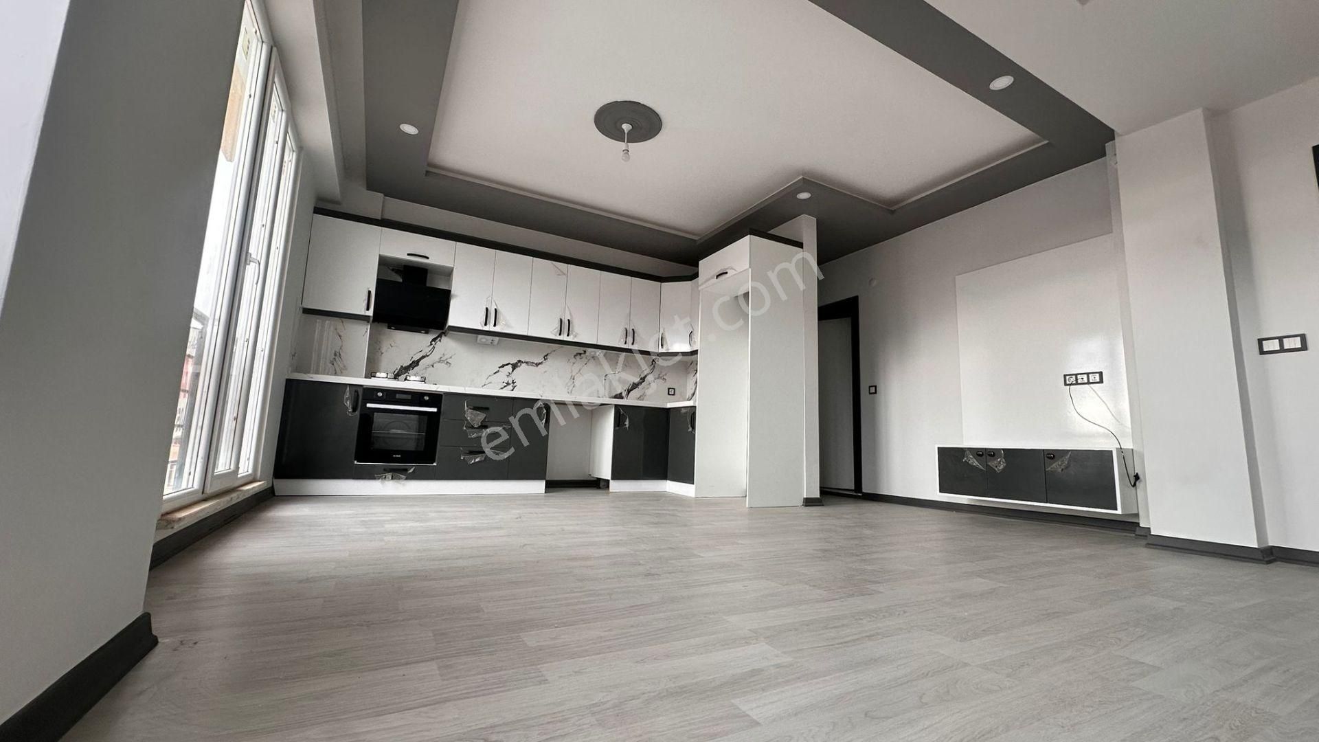 Parstan Tuzcumuratta Sıfır Doğalgazlı Asansörlü Lüks 3+1 Dubleks - Görsel 8