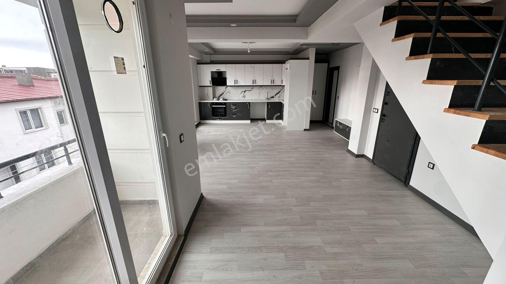 Parstan Tuzcumuratta Sıfır Doğalgazlı Asansörlü Lüks 3+1 Dubleks - Görsel 5