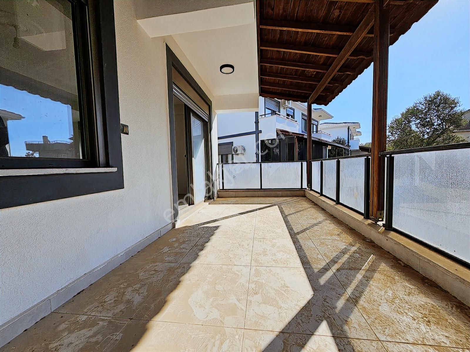 Onmax Pelitköy'de 3+1 Müstakil Fırsat Villa - Görsel 26