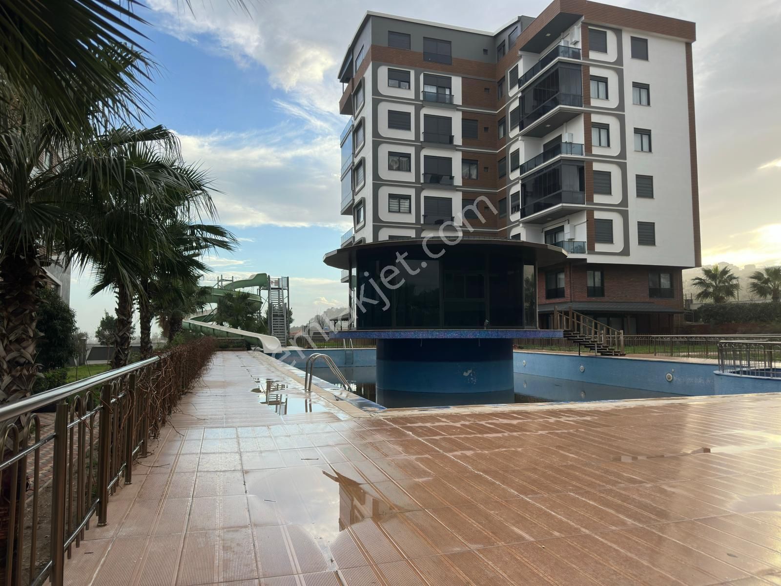 Fevziçakmak'ta 3+1 Ulra Lüks Havuzlu Site İçerisinde Daire - Görsel 6