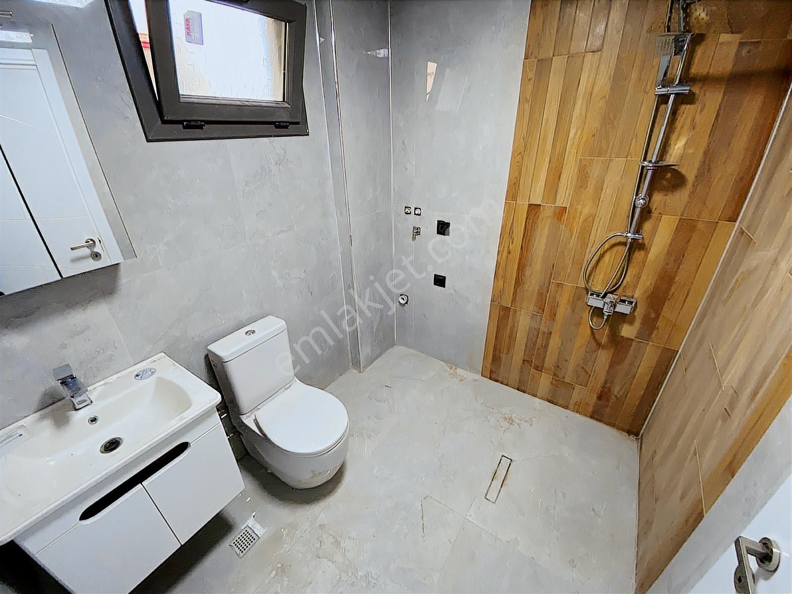Onmax Öğretmenler'de Denize 100m Satılık 3+1 Daire - Görsel 16