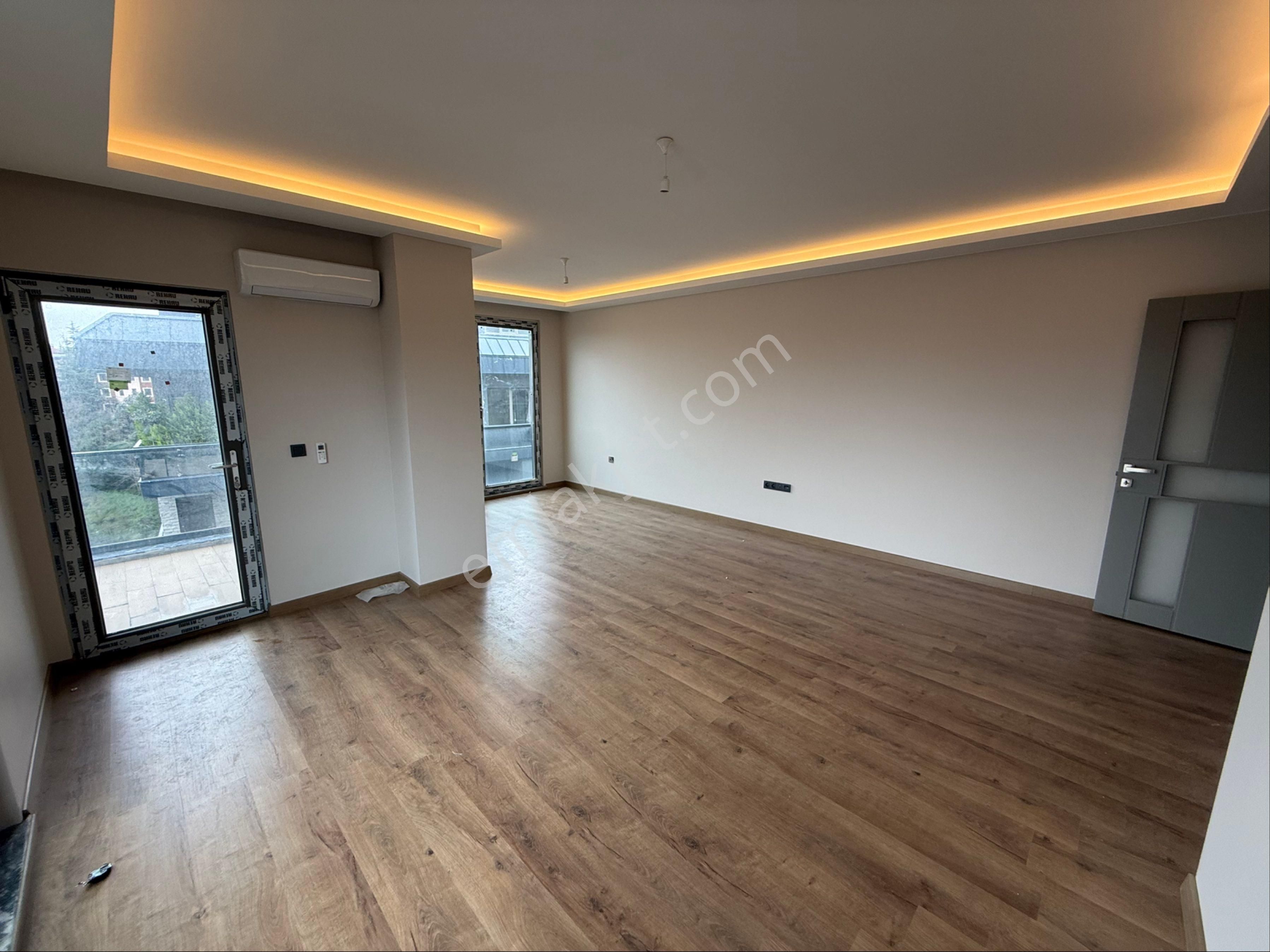 Has Bahçe Çengelköy Site İçerisinde 5. Kat Geniş Metraj Sıfır Daire - Görsel 3