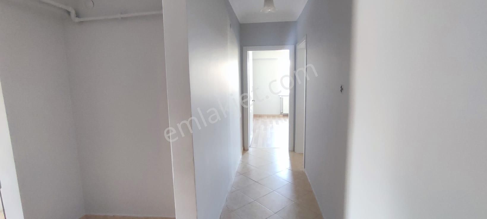 Esentepe Mahallesinde Site İçinde Kiralık Daire P.no:1207 M - Görsel 3