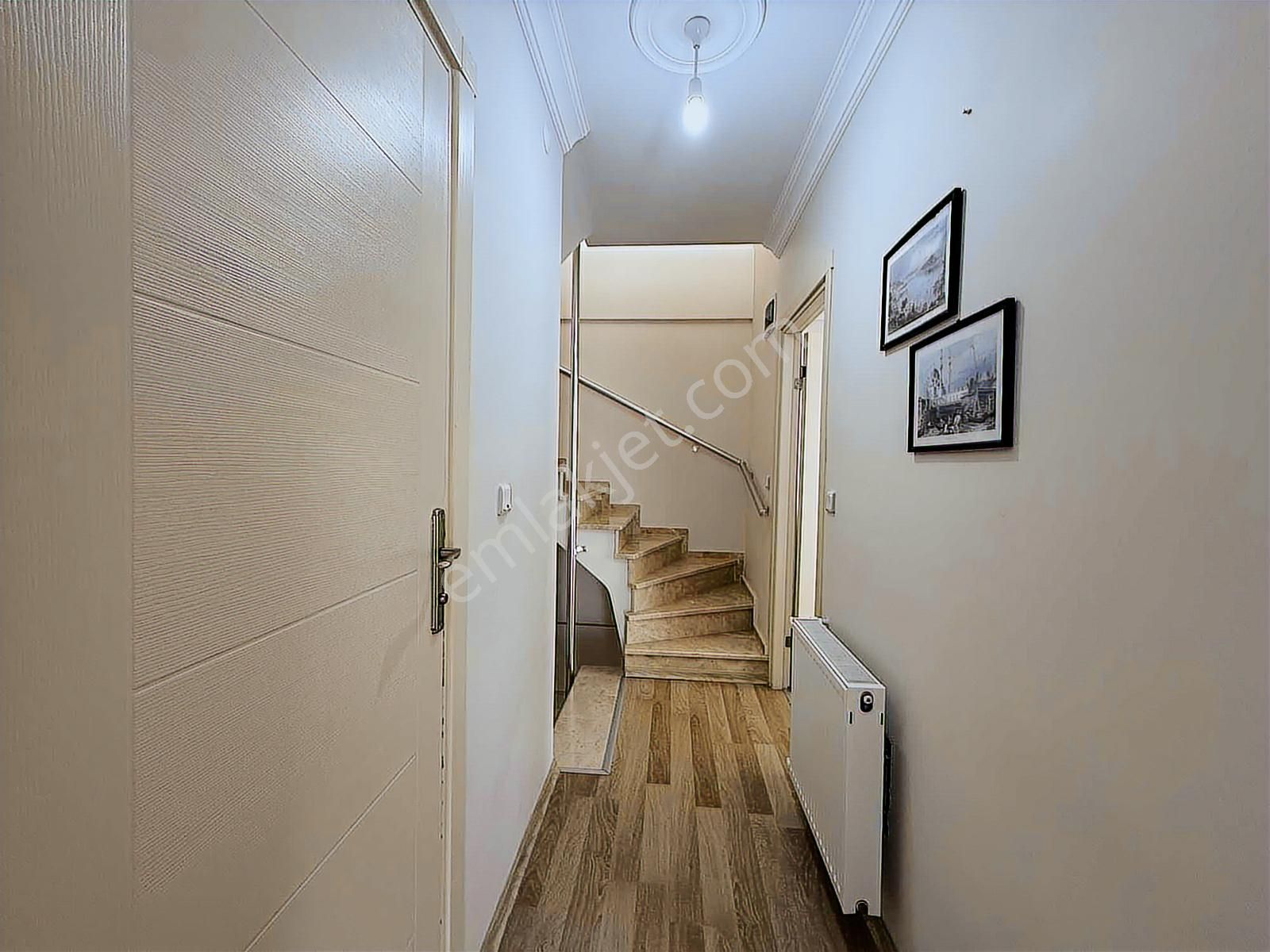 Onmax Öğretmenlerde Satılık 3+1 150 M2 Müstakil Tripleks Villa - Görsel 24