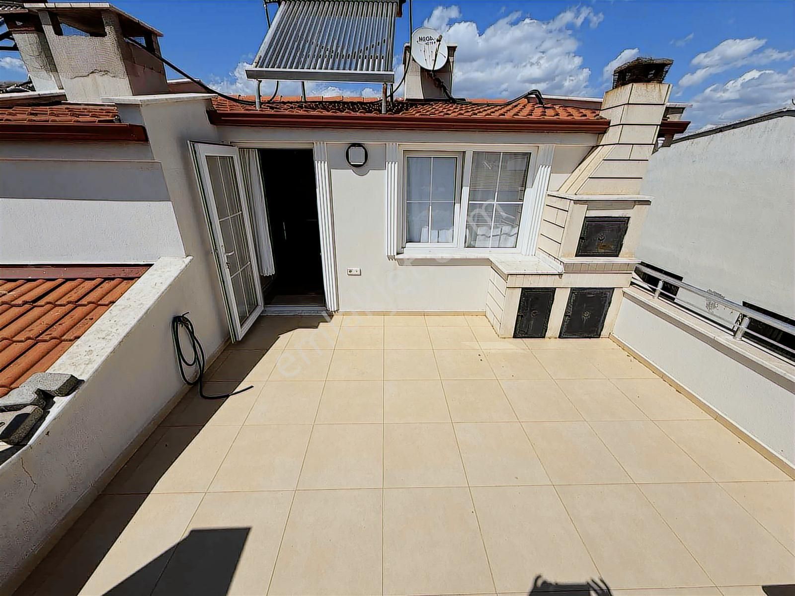 Onmax Öğretmenlerde Satılık 3+1 150 M2 Müstakil Tripleks Villa - Görsel 23