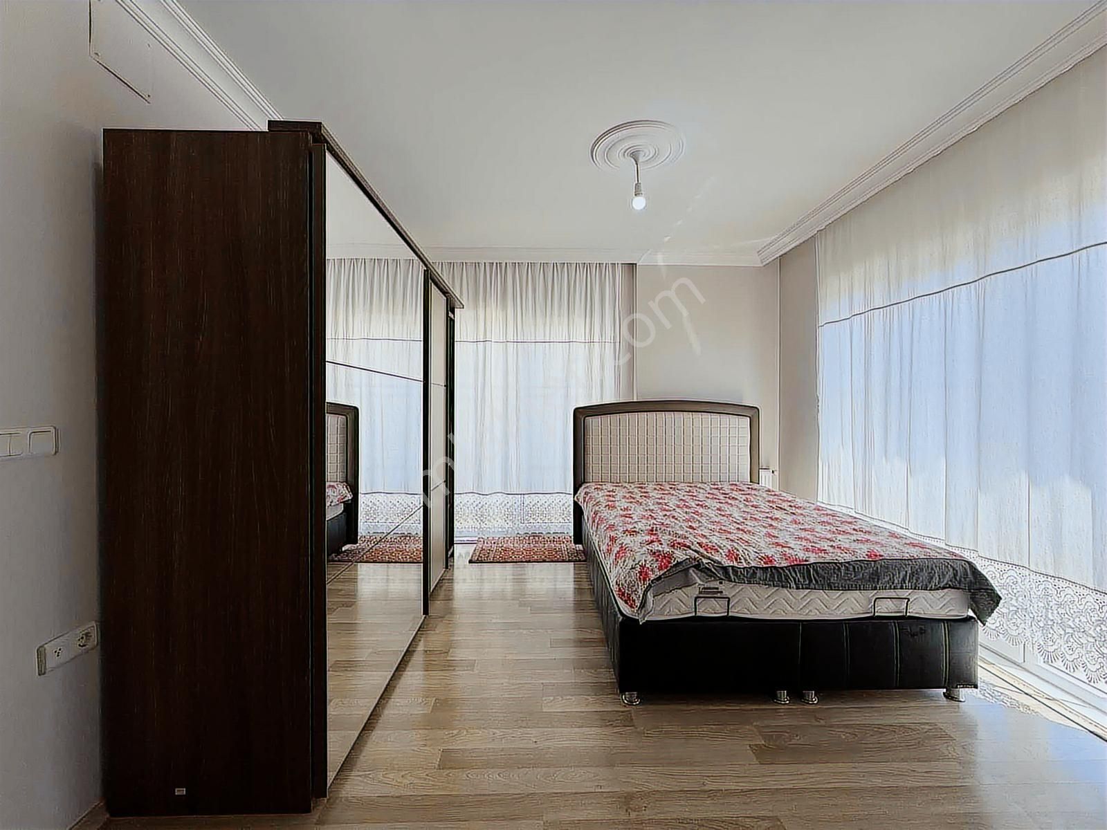 Onmax Öğretmenlerde Satılık 3+1 150 M2 Müstakil Tripleks Villa - Görsel 9