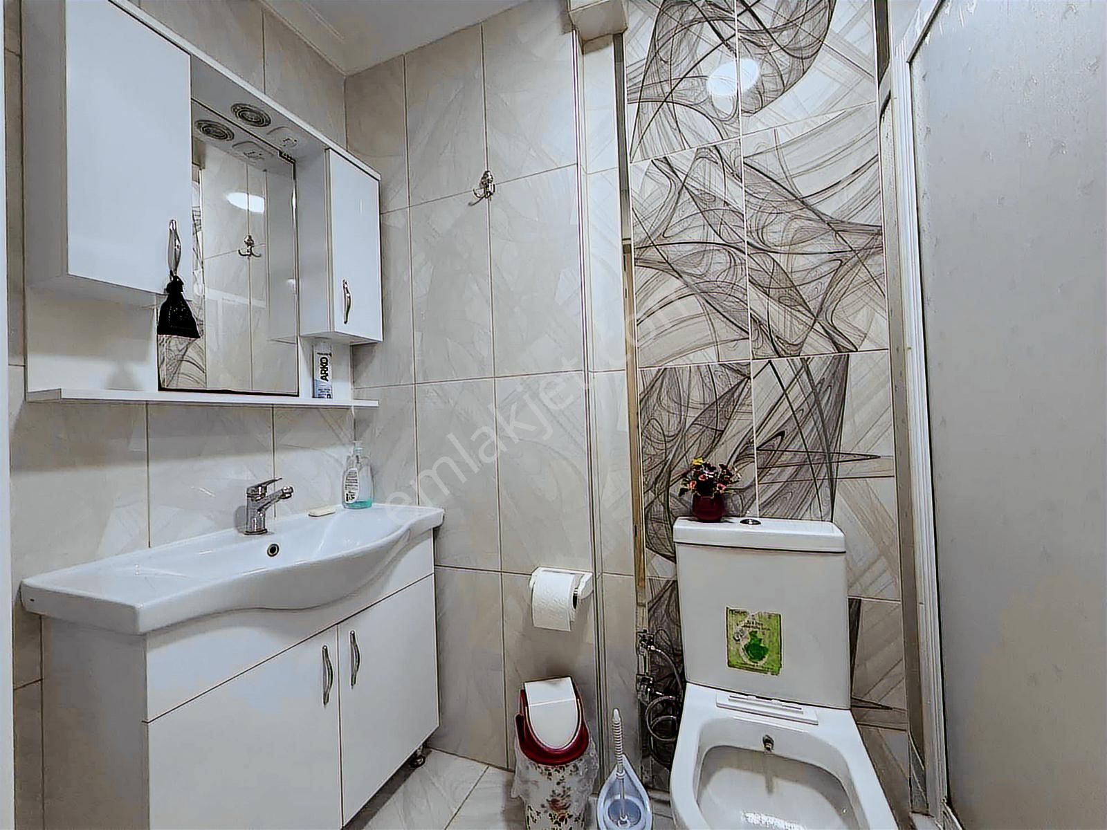 Onmax Öğretmenlerde Satılık 3+1 150 M2 Müstakil Tripleks Villa - Görsel 8