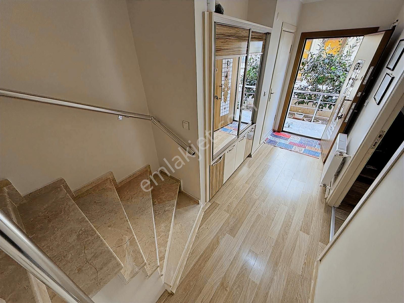 Onmax Öğretmenlerde Satılık 3+1 150 M2 Müstakil Tripleks Villa - Görsel 2