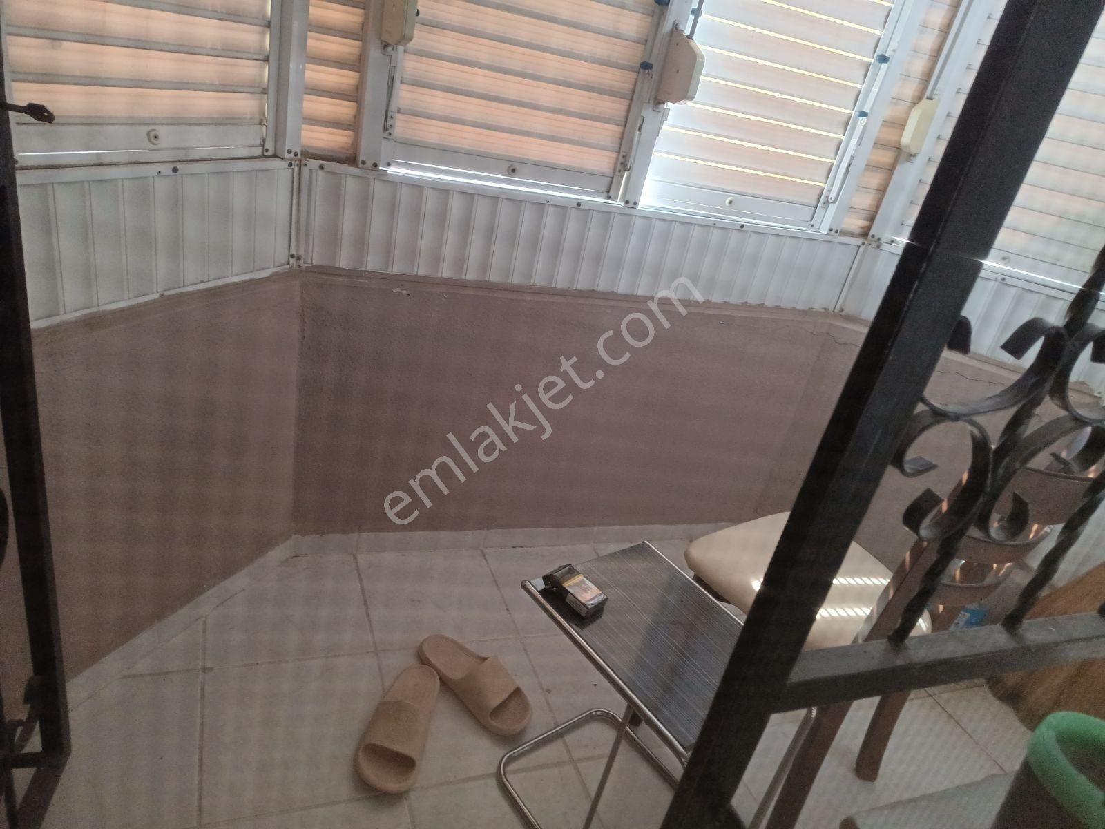 Buket Emlaktan Satılık Eşyalı 1+1 Daire Ara Kat Doğalgazlı - Görsel 27