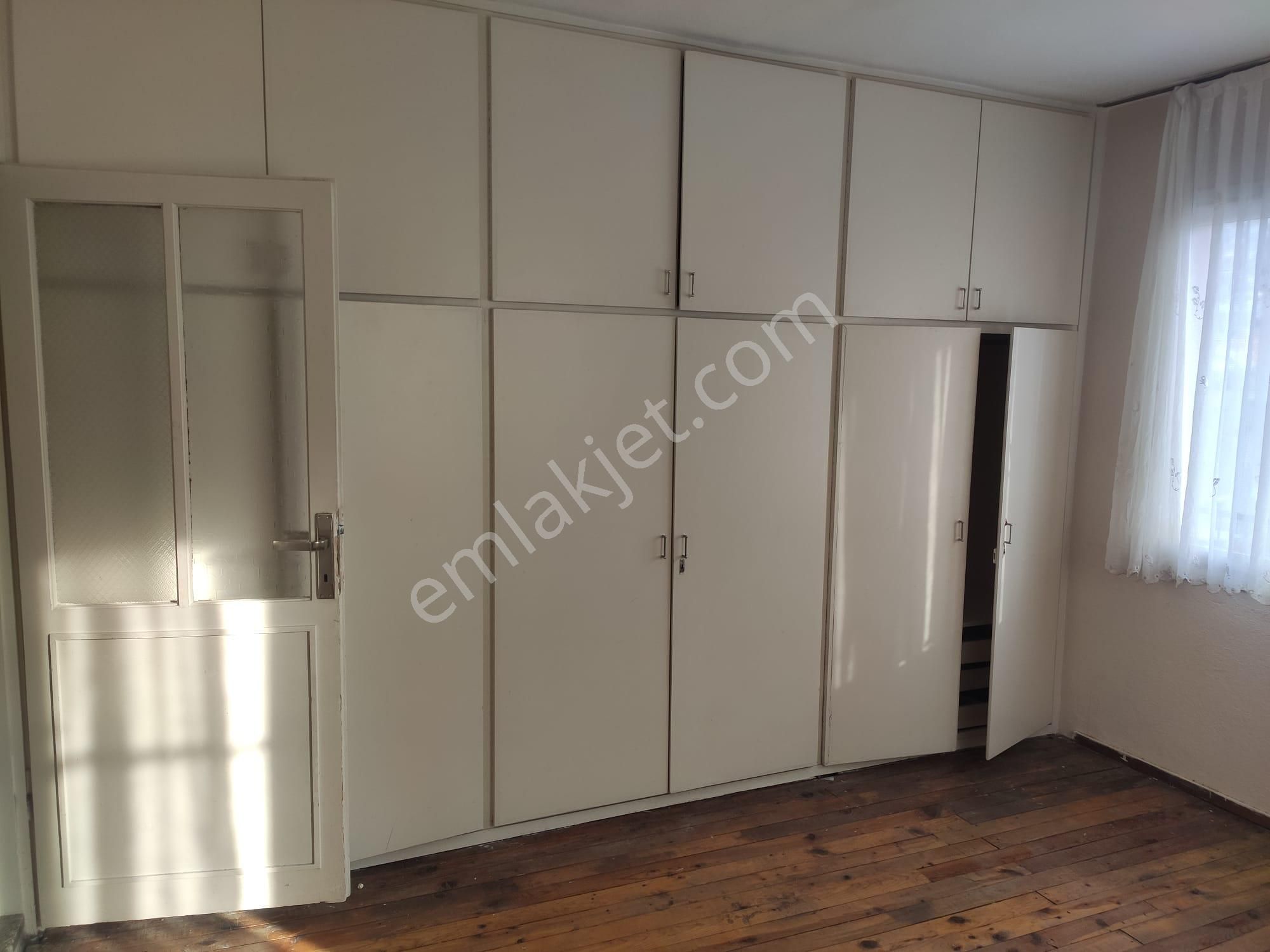 İzmir Konak İlçesinde Güney Mahallesinde Satılık 3+1 Ev - Görsel 3