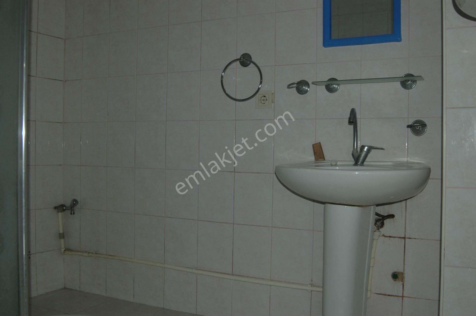 Antalya Muratpaşa Memurevleri Turgut Reis Caddesi 4/1 Kat 135m2 22.000tl - Görsel 16