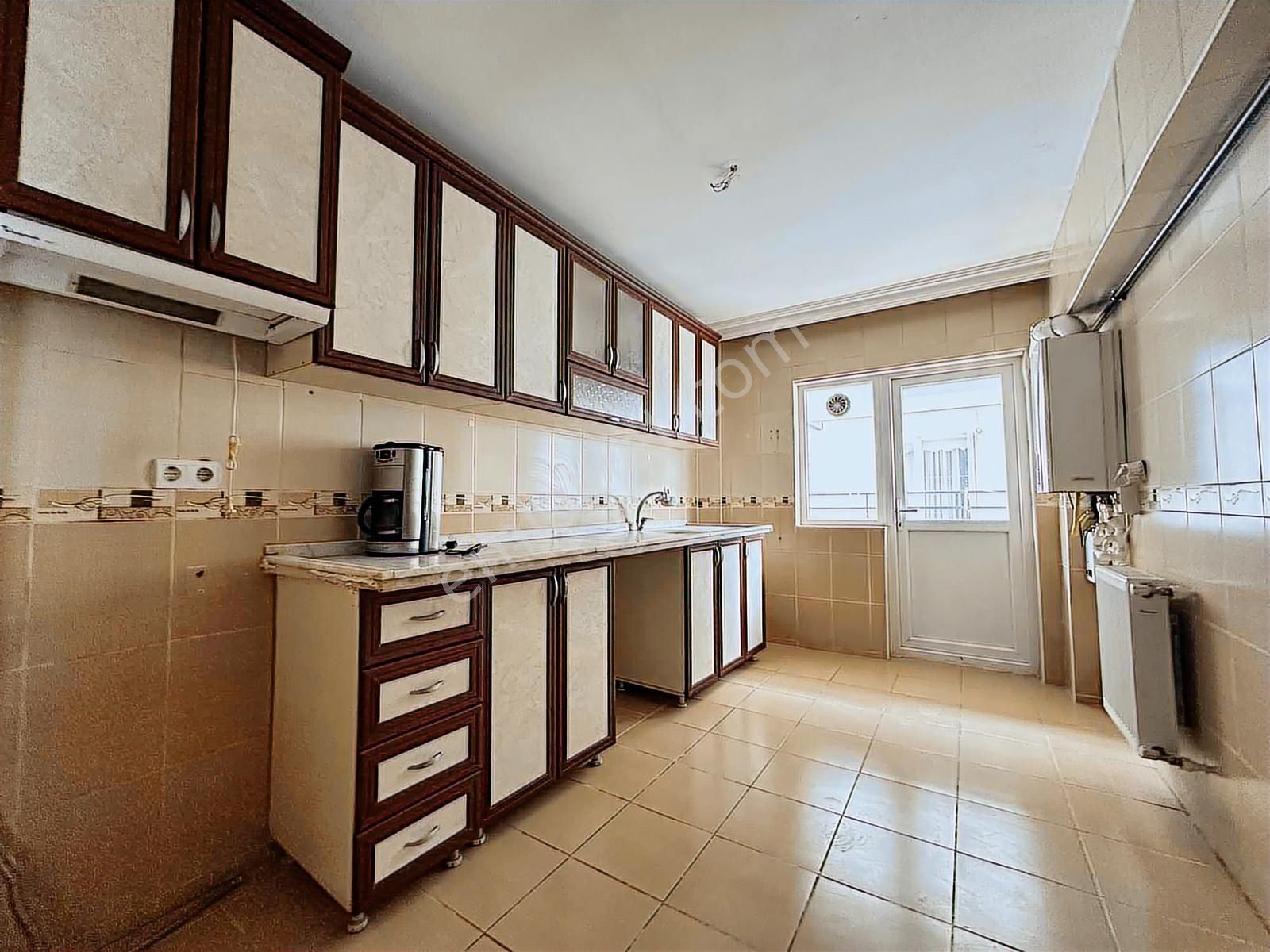 İmparator | Çağlayan Mahallesinde / Ara Katta / Hemen Taşın/ 2+1 - Görsel 22