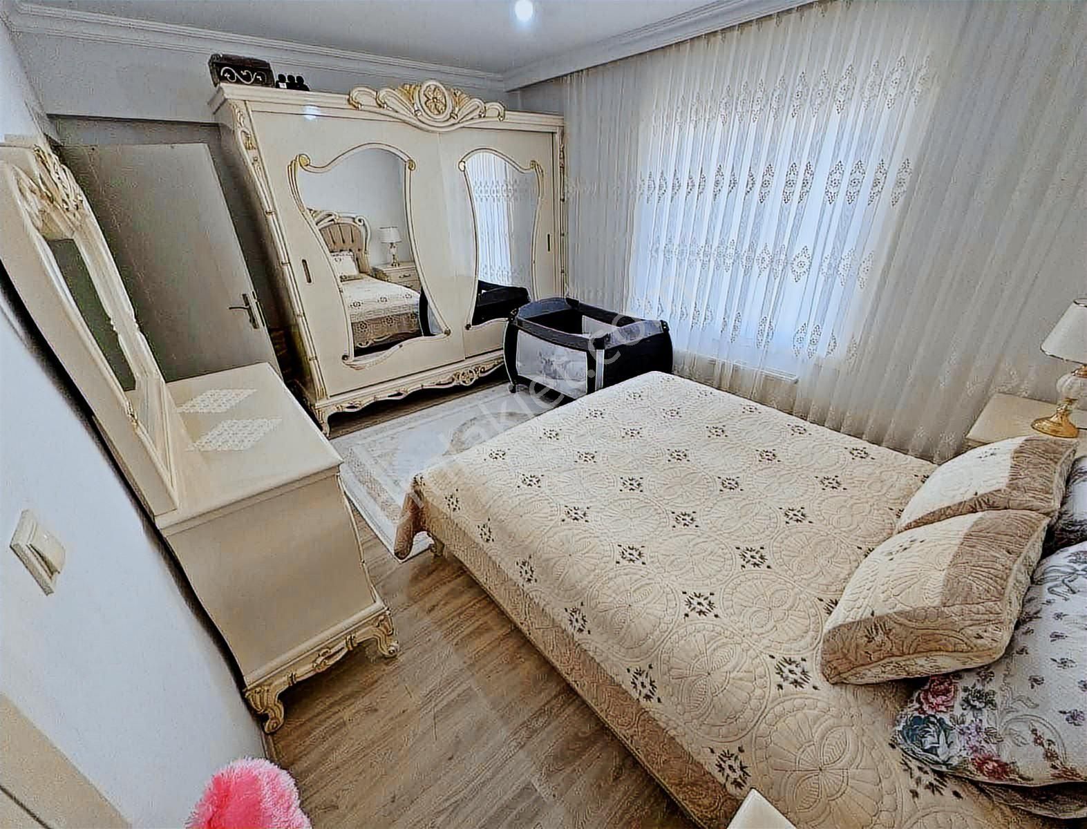 Kazakistan Parkı Yanı Sitede/7.katta/teras Balkonlu/3+1 - Görsel 2