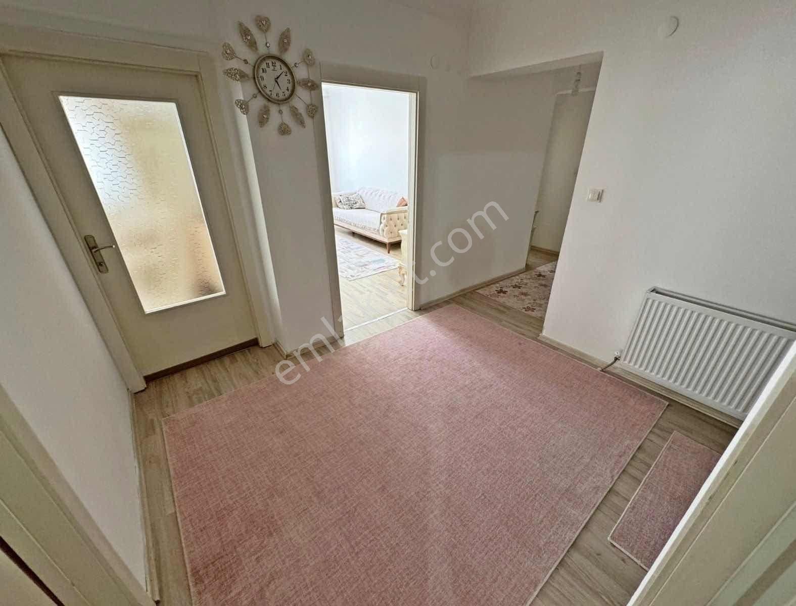 Kazakistan Parkı Yanı Sitede/7.katta/teras Balkonlu/3+1 - Görsel 8