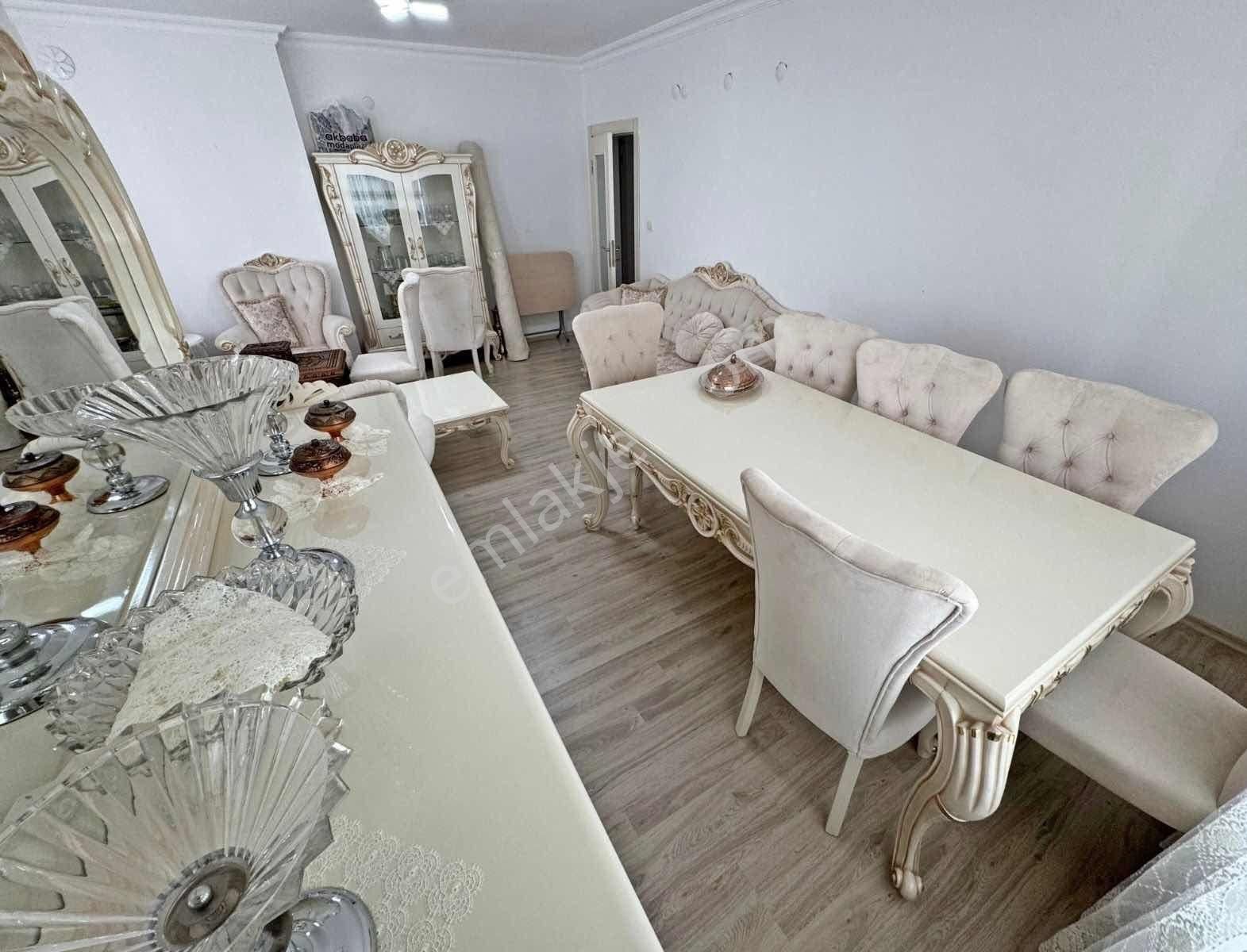 Kazakistan Parkı Yanı Sitede/7.katta/teras Balkonlu/3+1 - Görsel 16