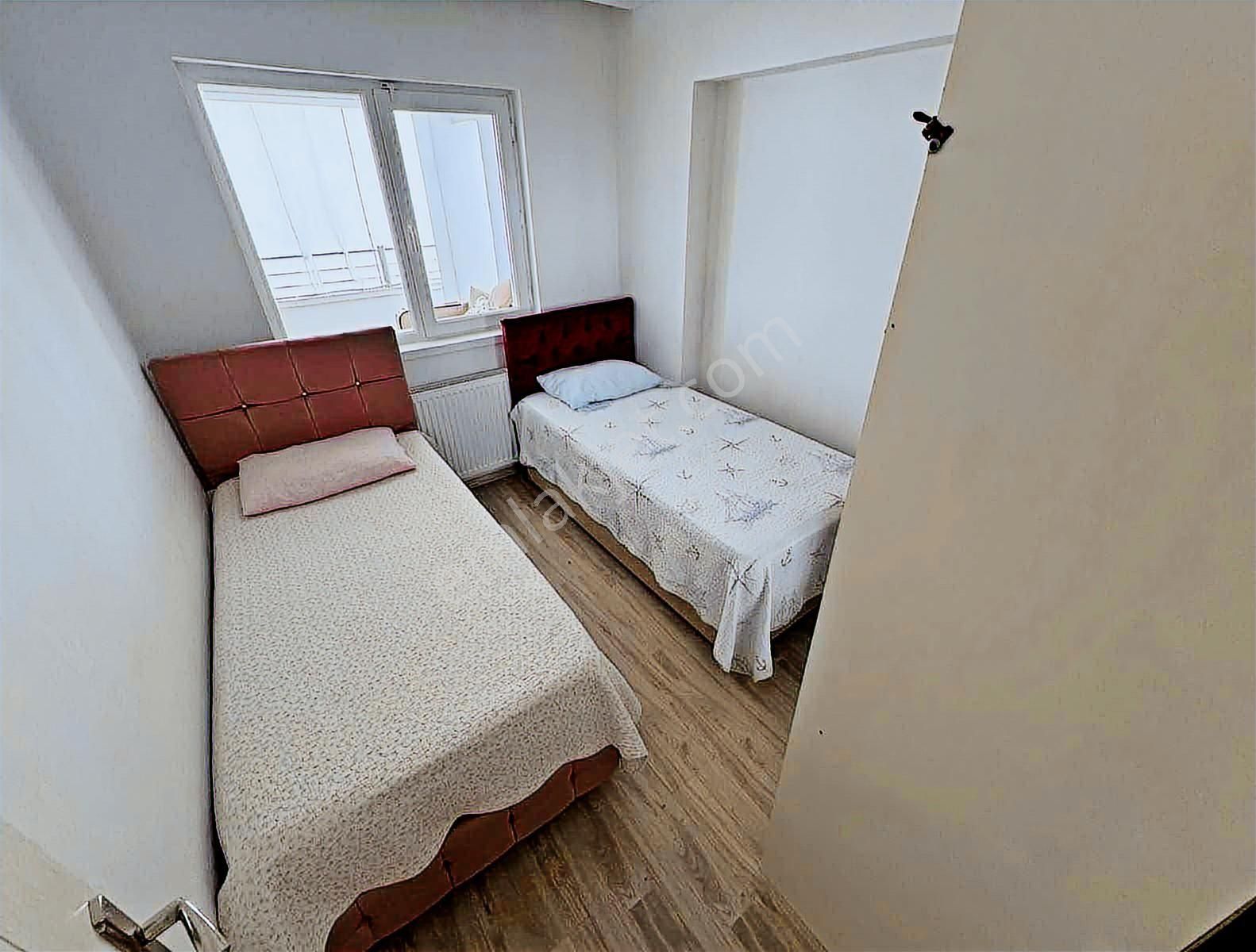 Kazakistan Parkı Yanı Sitede/7.katta/teras Balkonlu/3+1 - Görsel 3