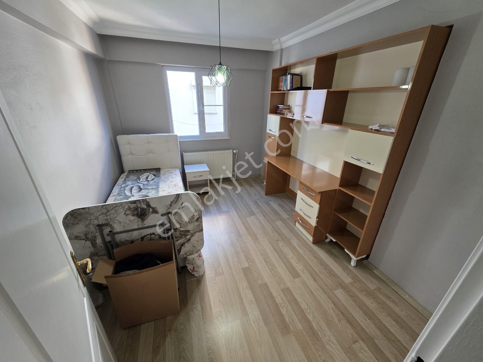 Yetkisi Irmaksudan Pazar Pazarı İçinde 3+1 Ön Cephe Ayrı Mutfak Daire - Görsel 18