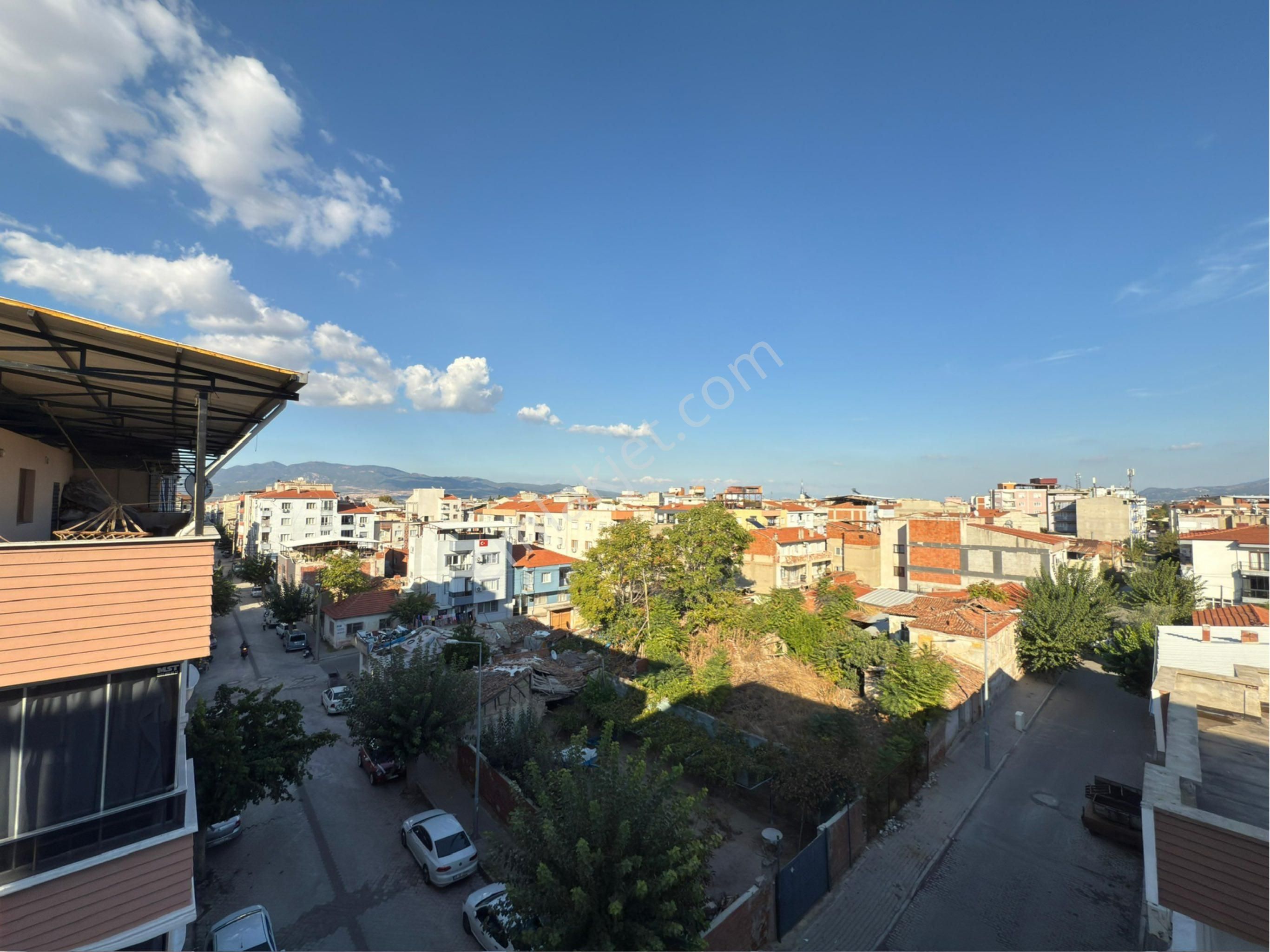 Nova'dan Özyurt Mahallesi'nde 3+1 Asansörlü Satılık Daire - Görsel 13