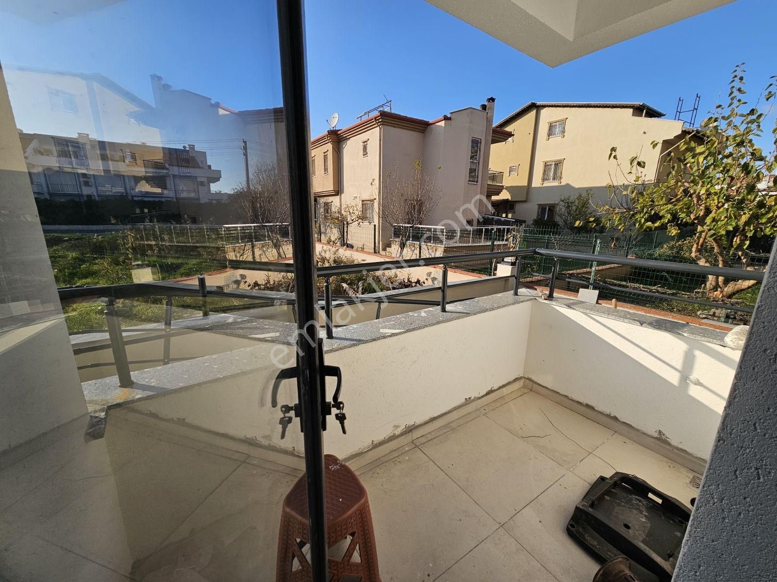 Onmax Öğretmenlerde Denize Yakın Satılık Müstakil Lüks Villa - Görsel 33