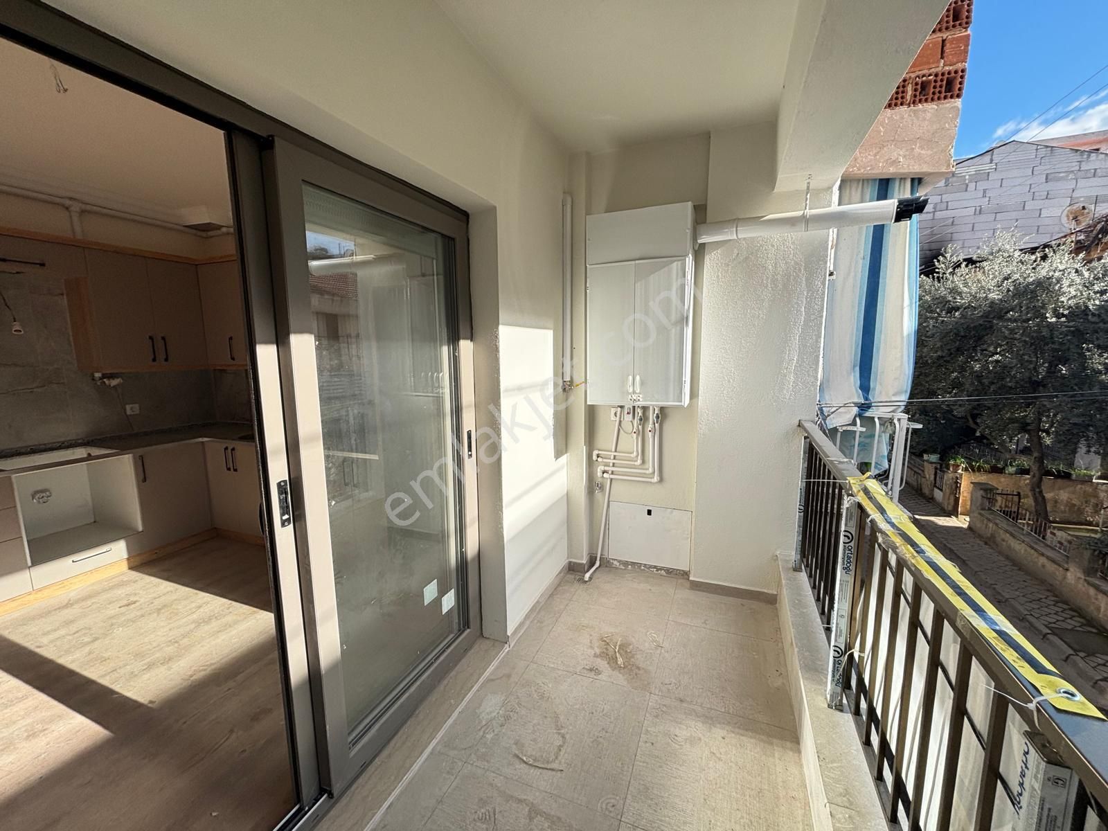 Satılık Fatih Caddesinde 2+1 90 M2 Otoparklı Sıfır Daire Kat2 - Görsel 4