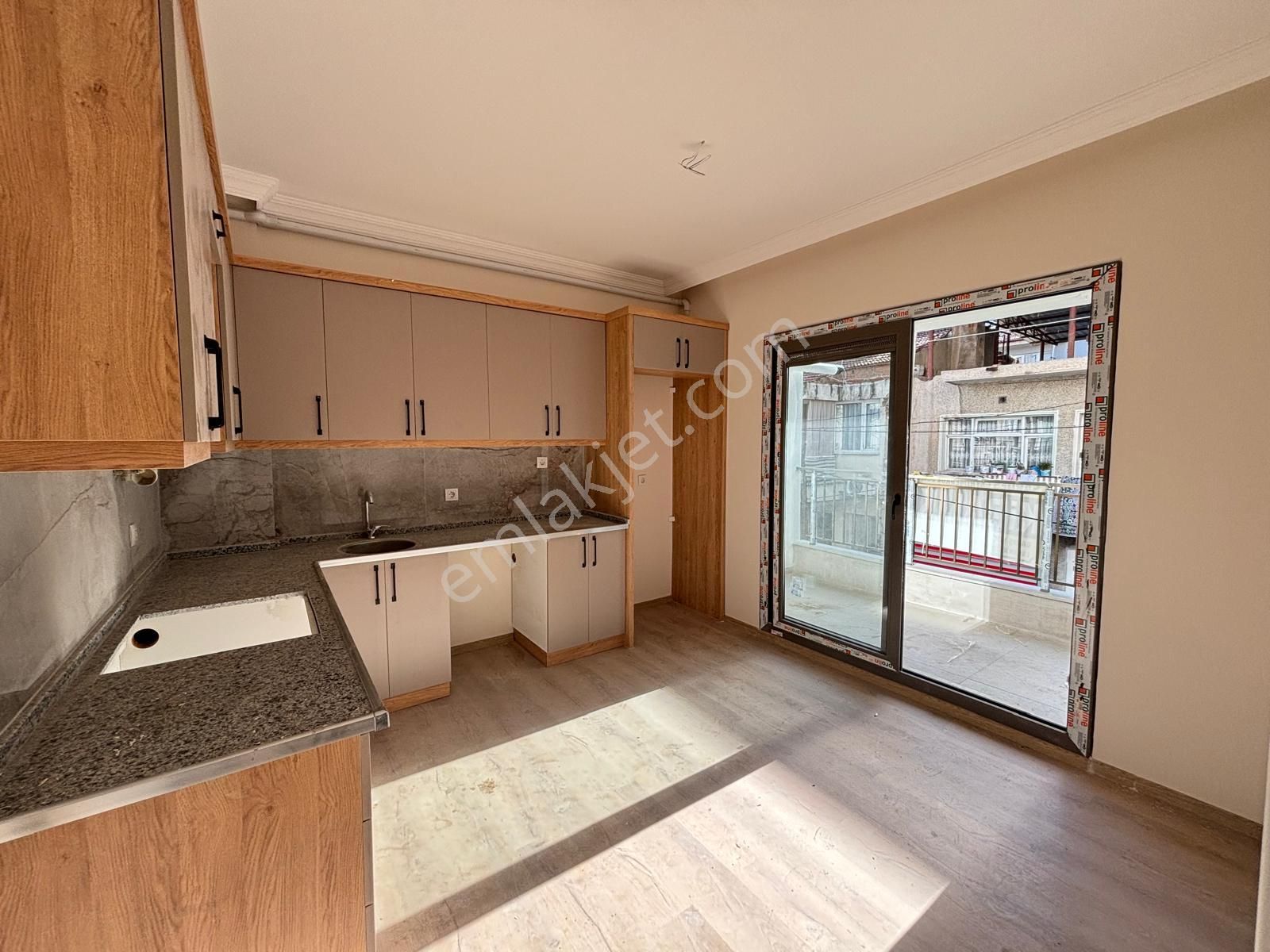 Satılık Fatih Caddesinde 2+1 90 M2 Otoparklı Sıfır Daire Kat2 - Görsel 10