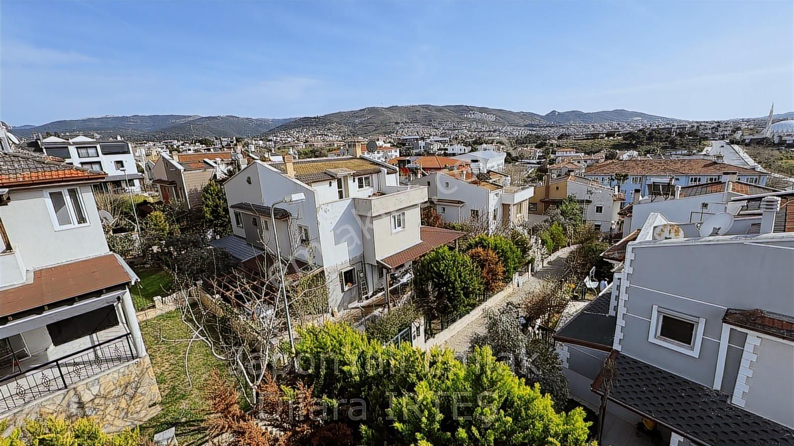 Güzelbahçe Kahramanderede 5+1 Satılık Tripleks Villa - Görsel 3