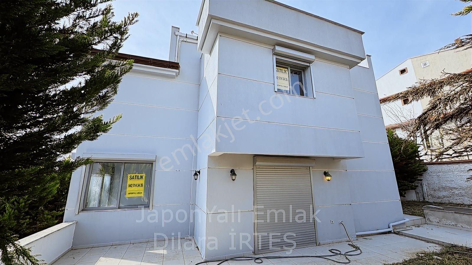 Güzelbahçe Kahramanderede 5+1 Satılık Tripleks Villa - Görsel 30