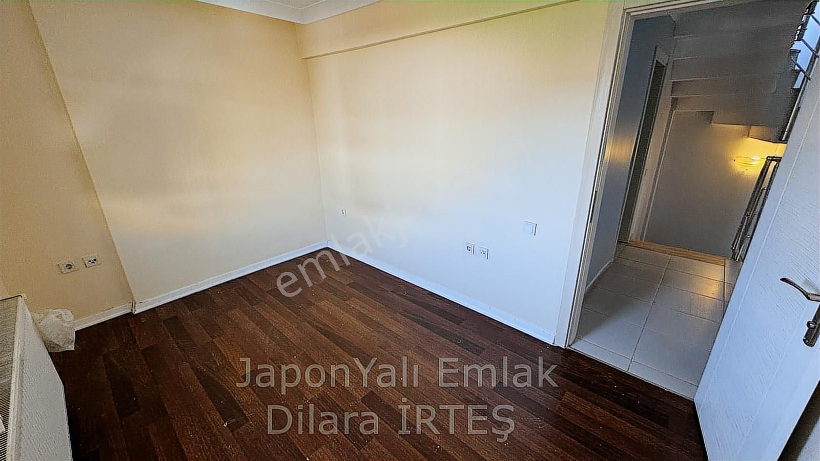 Güzelbahçe Kahramanderede 5+1 Satılık Tripleks Villa - Görsel 11