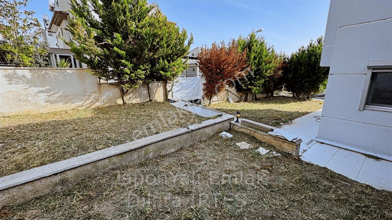 Güzelbahçe Kahramanderede 5+1 Satılık Tripleks Villa - Görsel 23