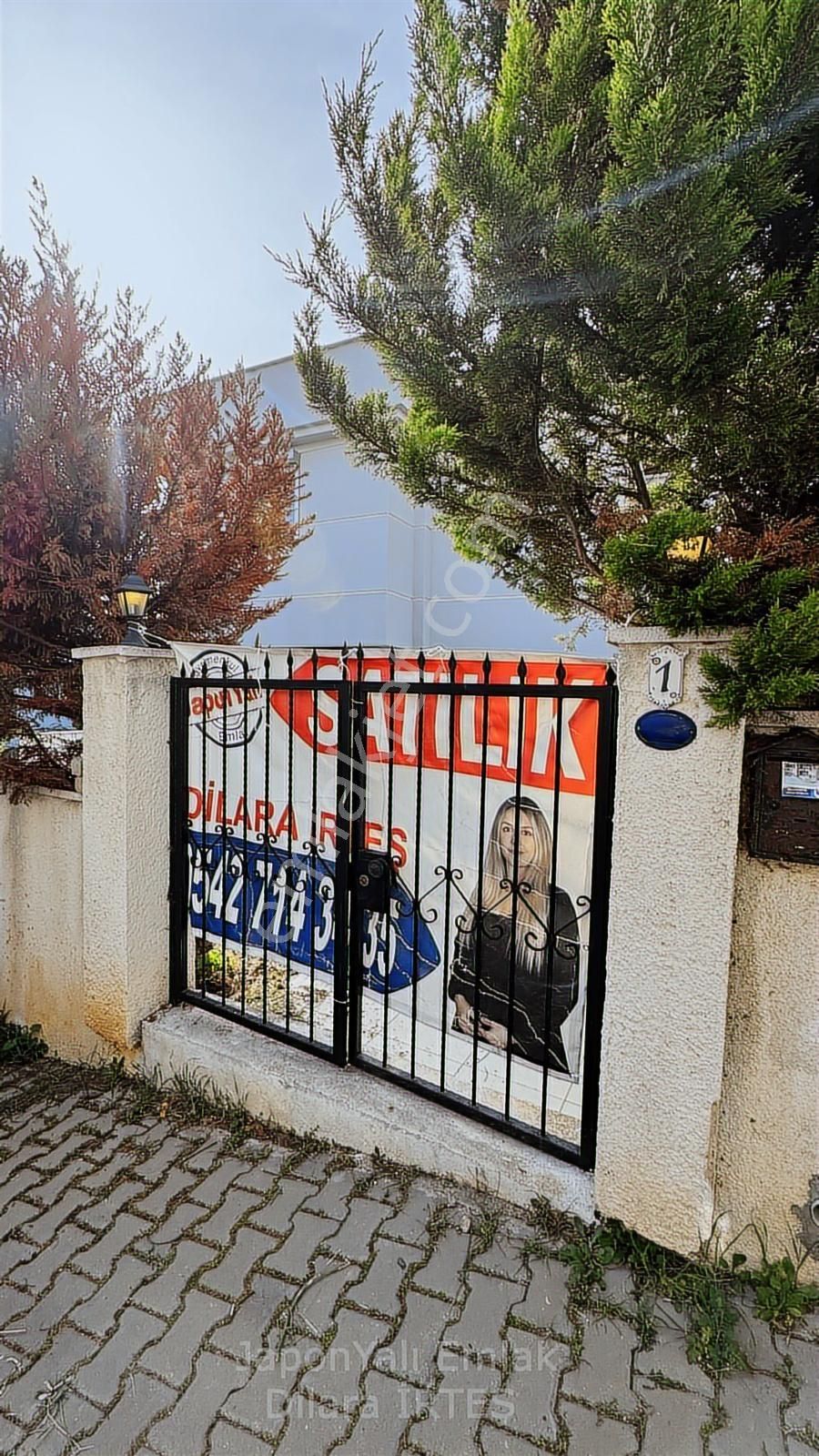 Güzelbahçe Kahramanderede 5+1 Satılık Tripleks Villa - Görsel 24